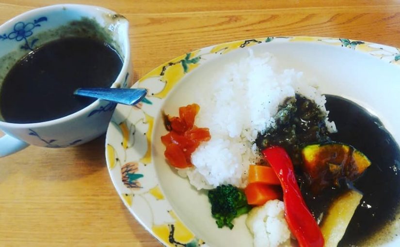 アンジェリーク「黒ゴマカレー」